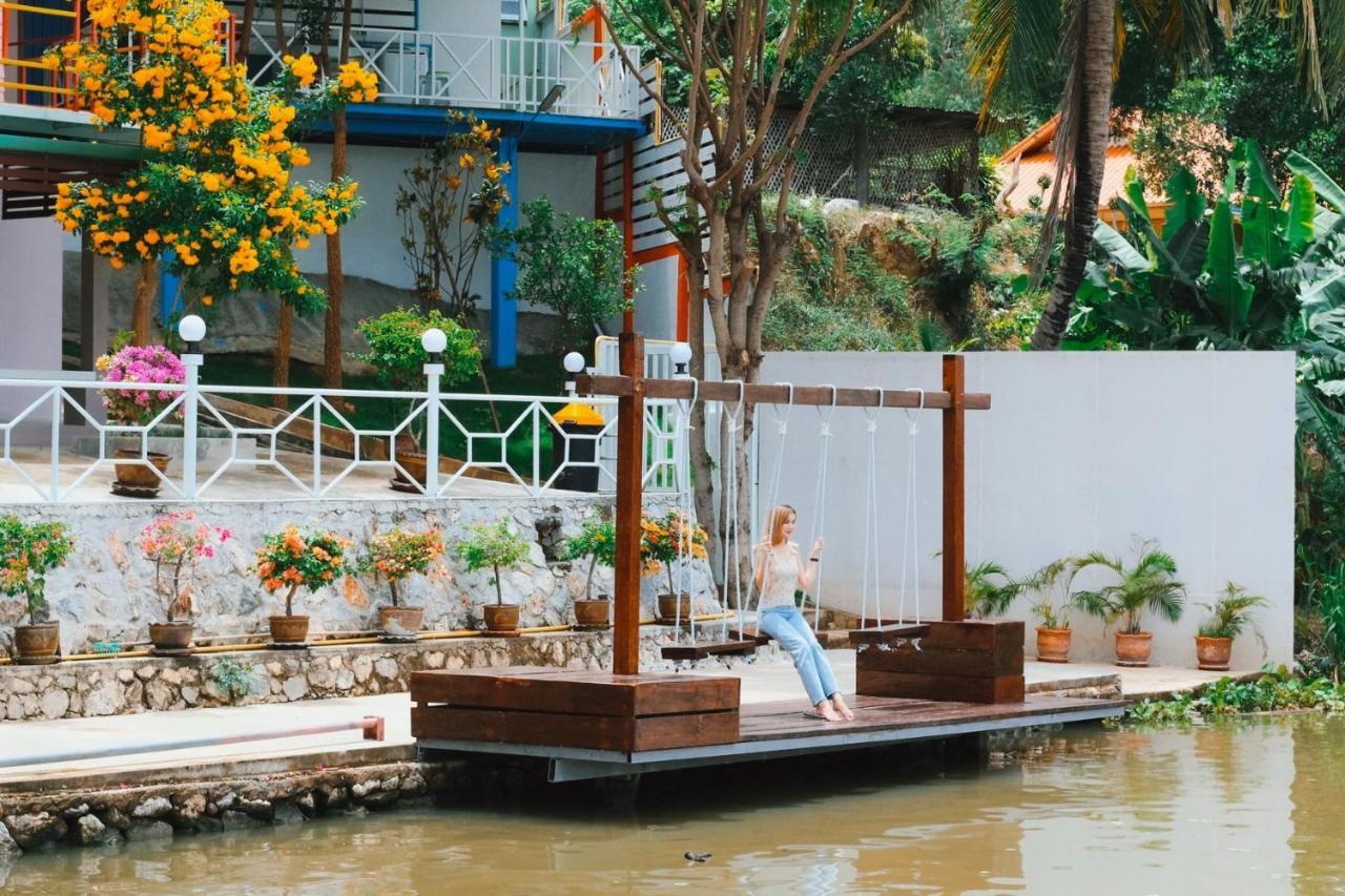 Golden Dragon Kanchanaburi Otel Dış mekan fotoğraf