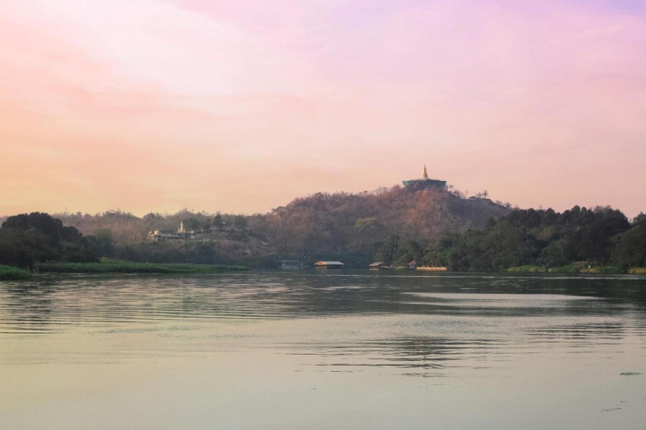 Golden Dragon Kanchanaburi Otel Dış mekan fotoğraf