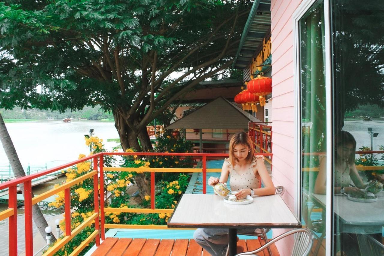 Golden Dragon Kanchanaburi Otel Dış mekan fotoğraf